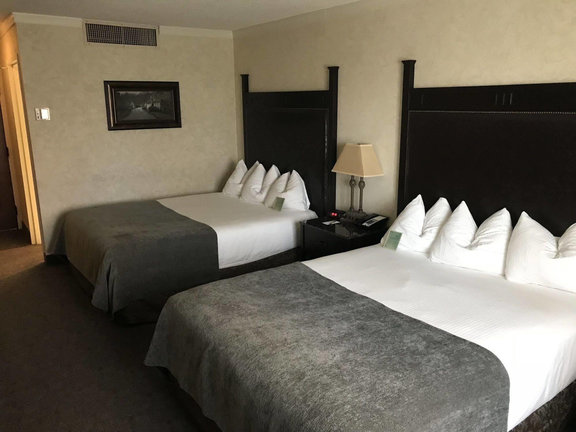 Heritage Hotel Lancaster Mountville Extérieur photo